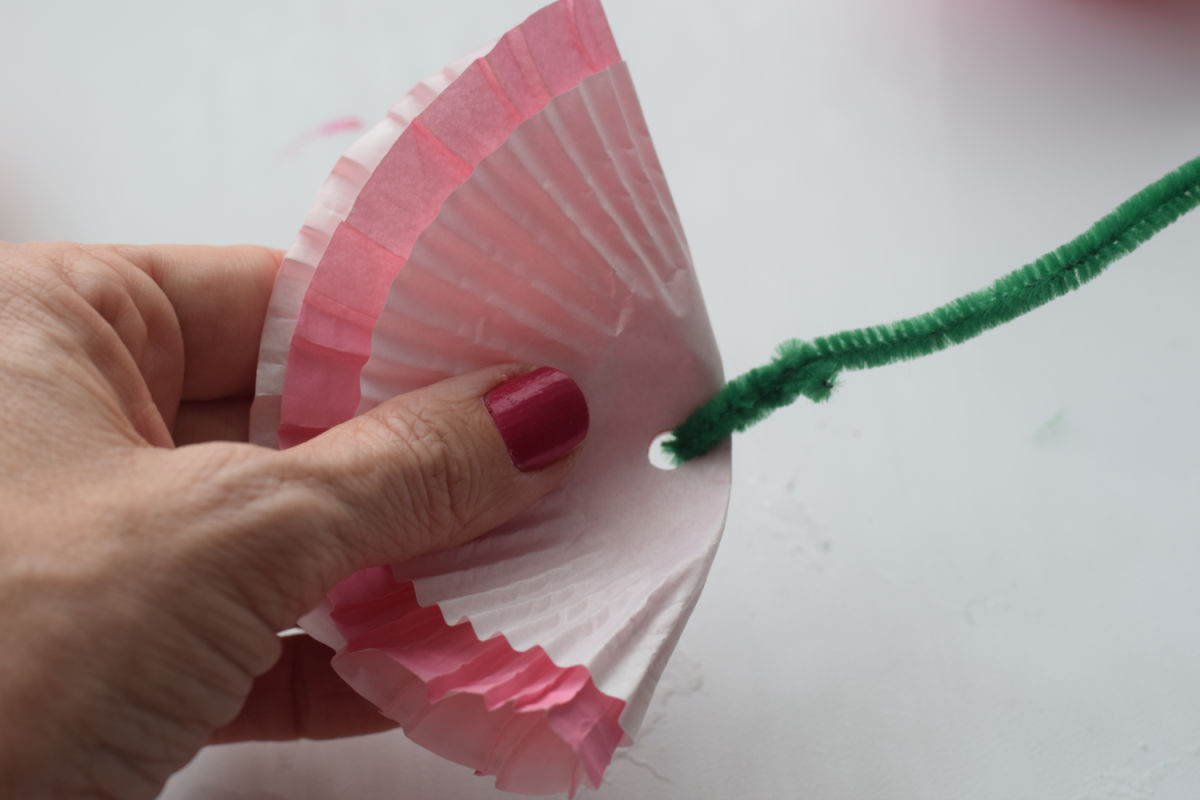 making cupcake liner flowers 