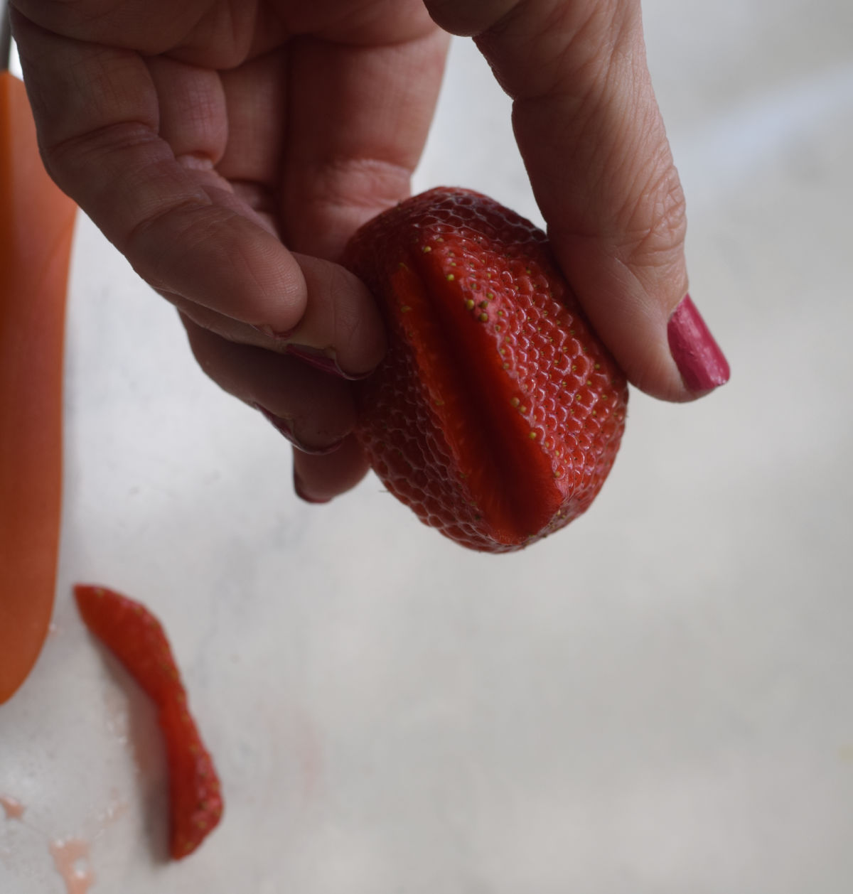 making a strawberry snake 