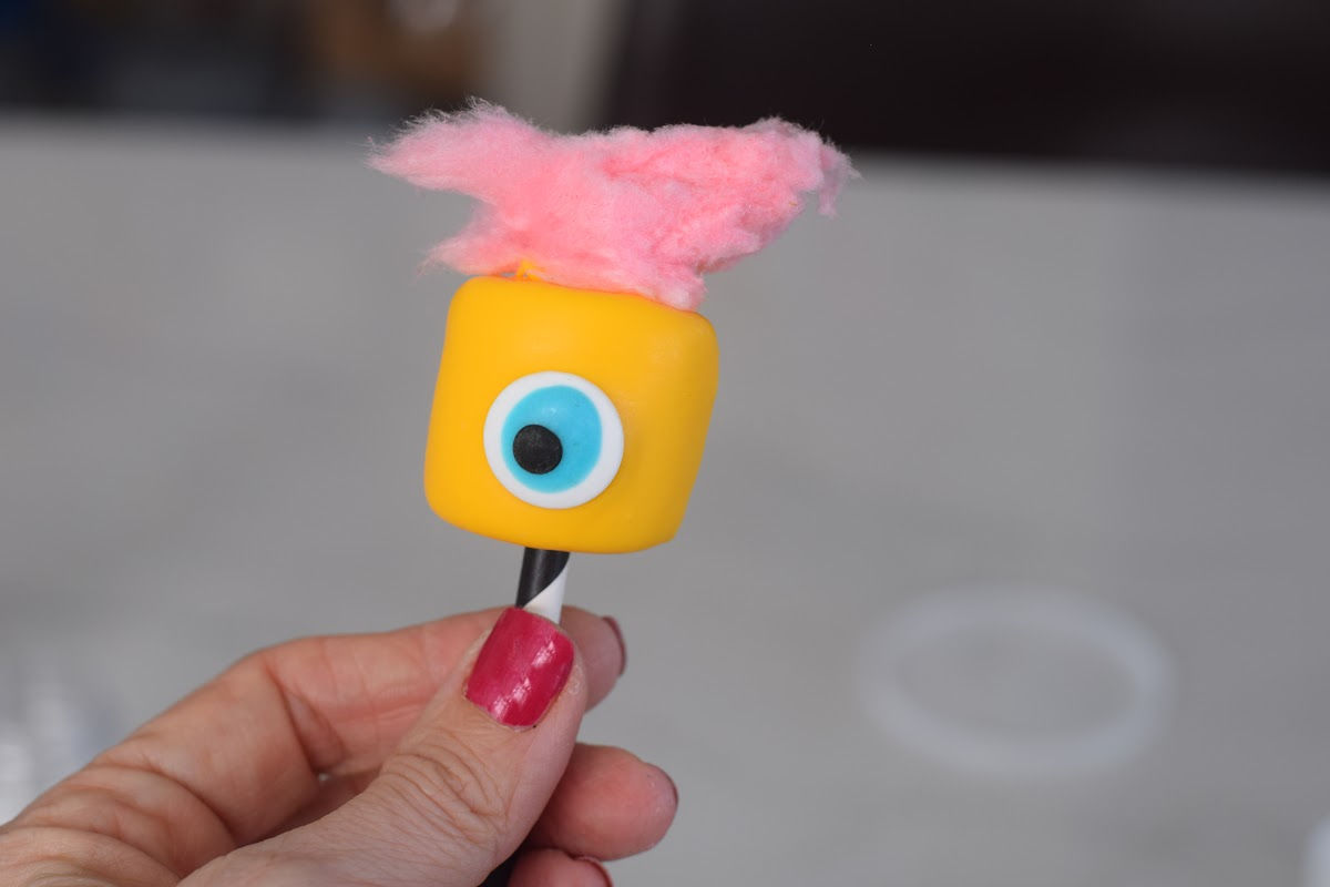 monster marshmallow pop