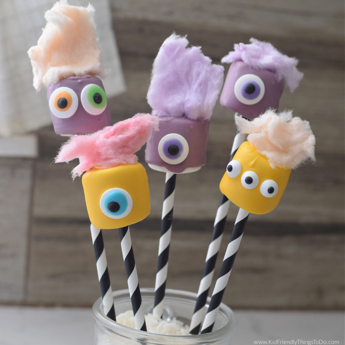 monster marshmallow pops