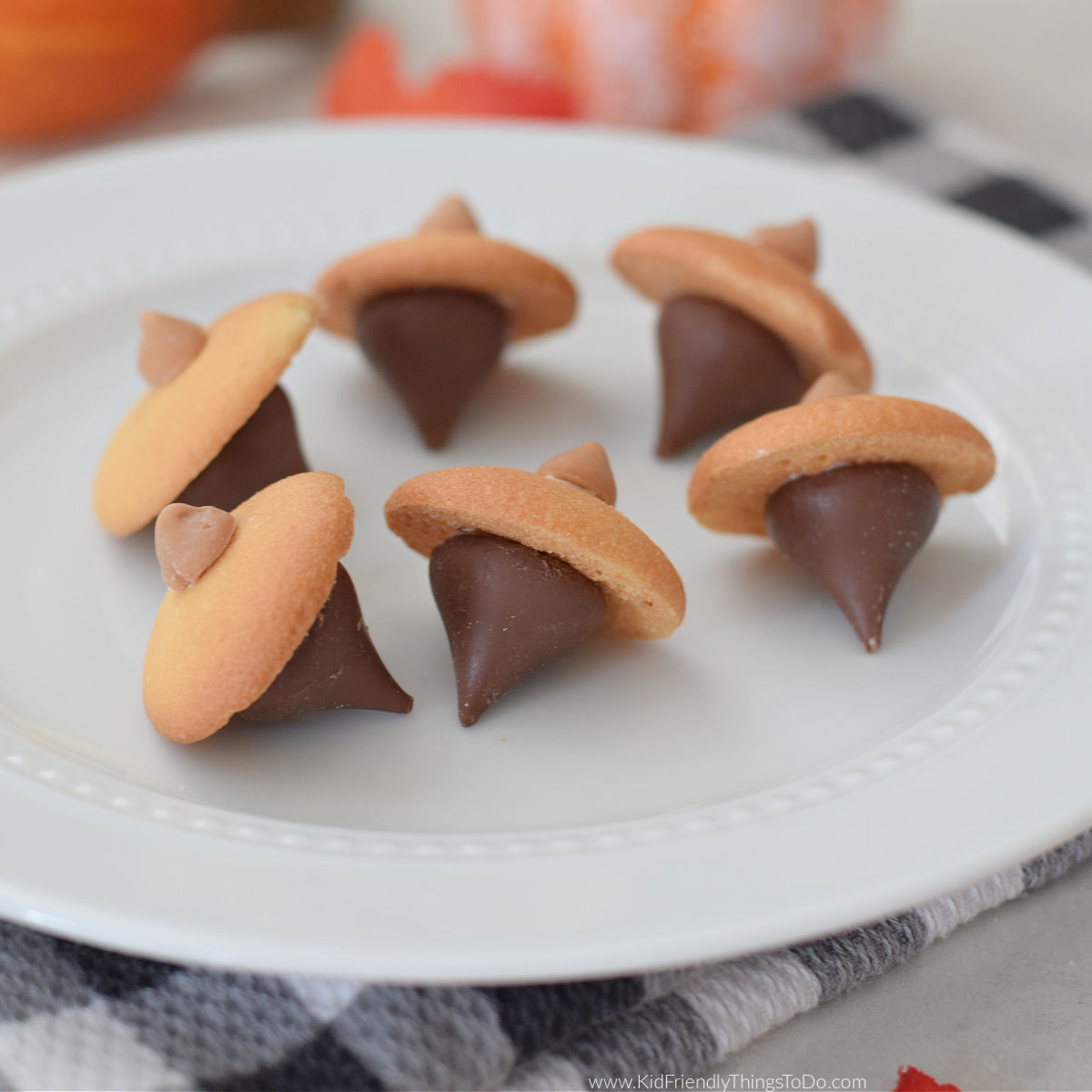 acorn cookies