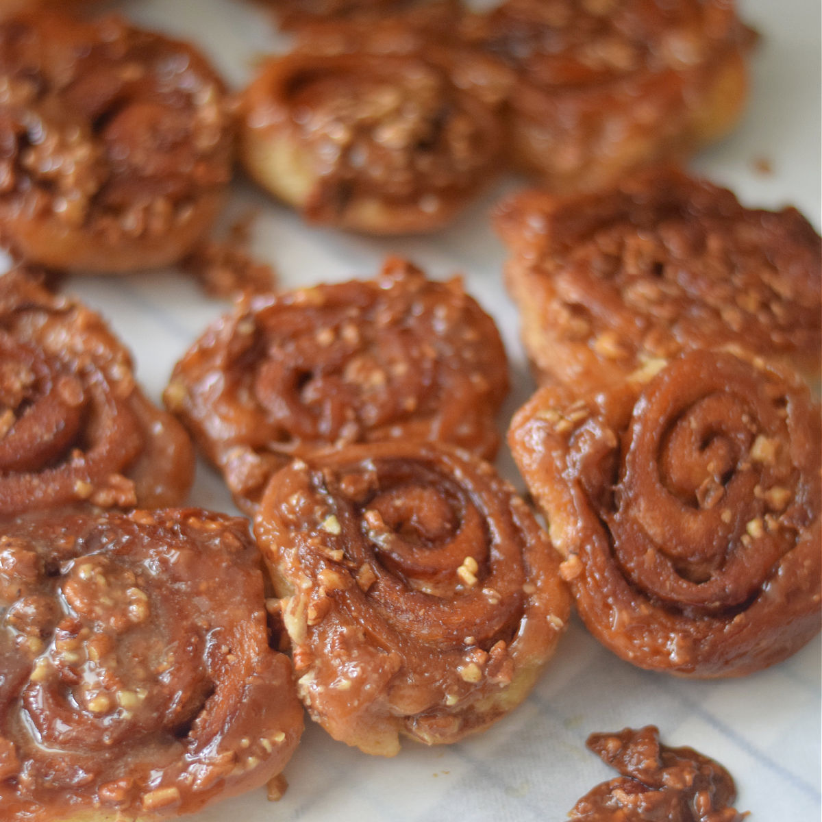 easy sticky buns