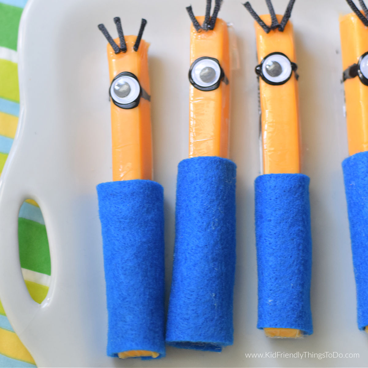 Minion cheese sticks 