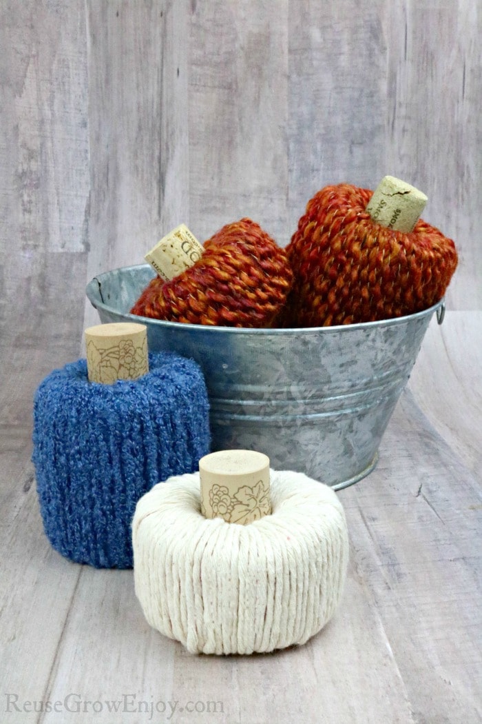 pool noodle and yarn pumpkins 