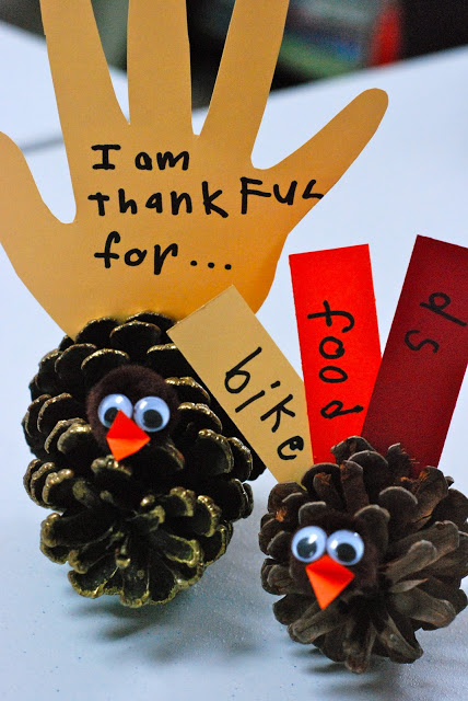 pinecone turkey craft 