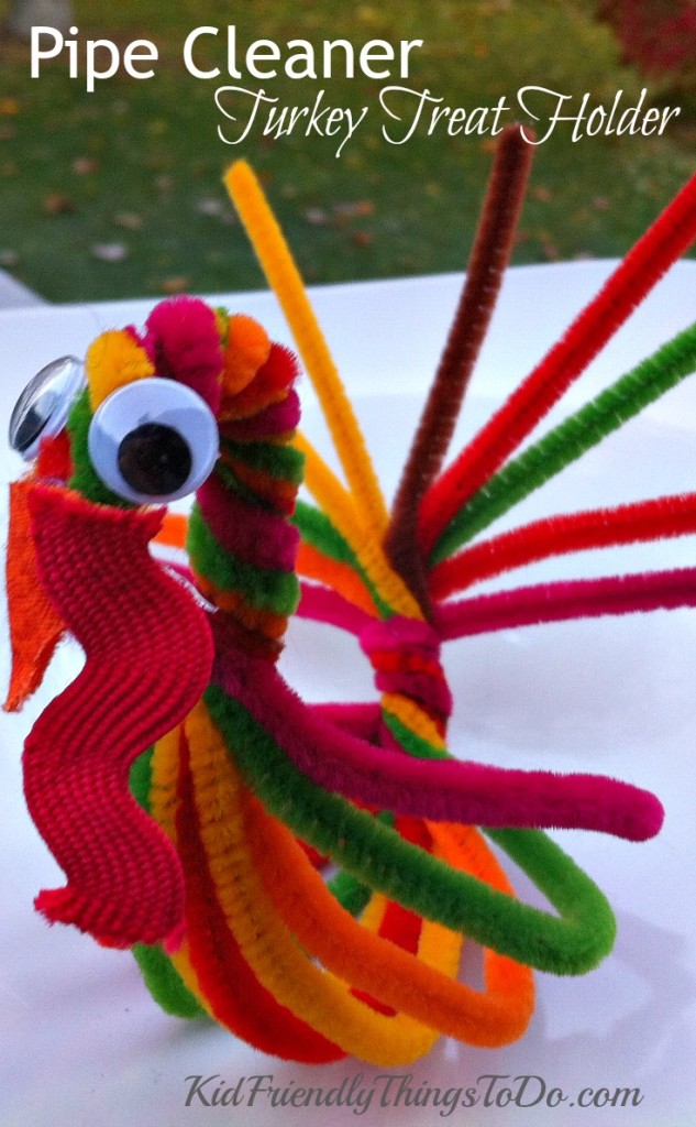 Pipe Cleaner Turkey Treat Holder and Craft for Thanksgiving - KidFriendlyThingsToDo.com