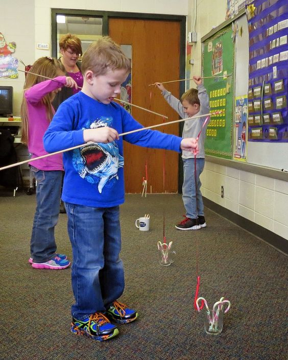 candy cane fishing Christmas game for kids 