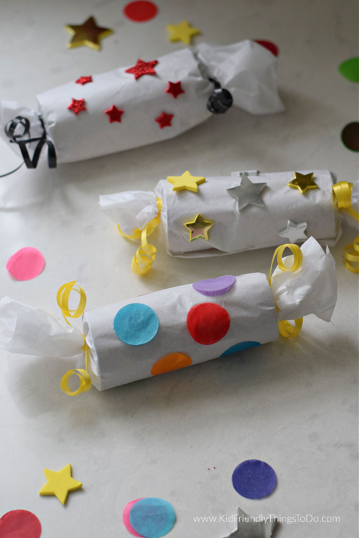 DIY party poppers 