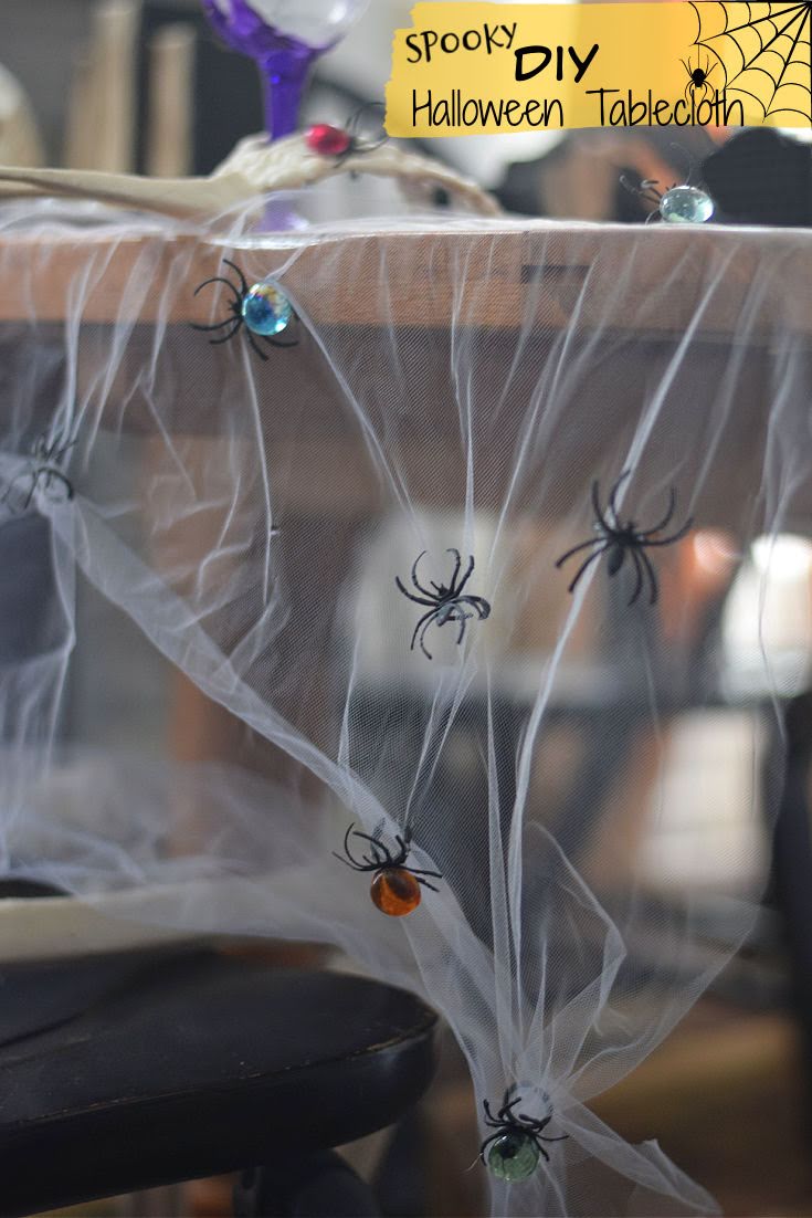 Halloween Table Decoration Idea