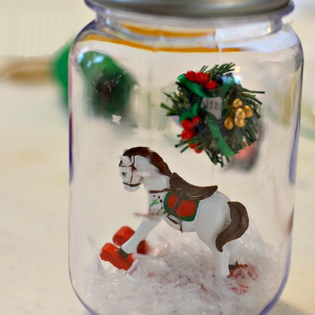 DIY Mason Jar Snow Globes