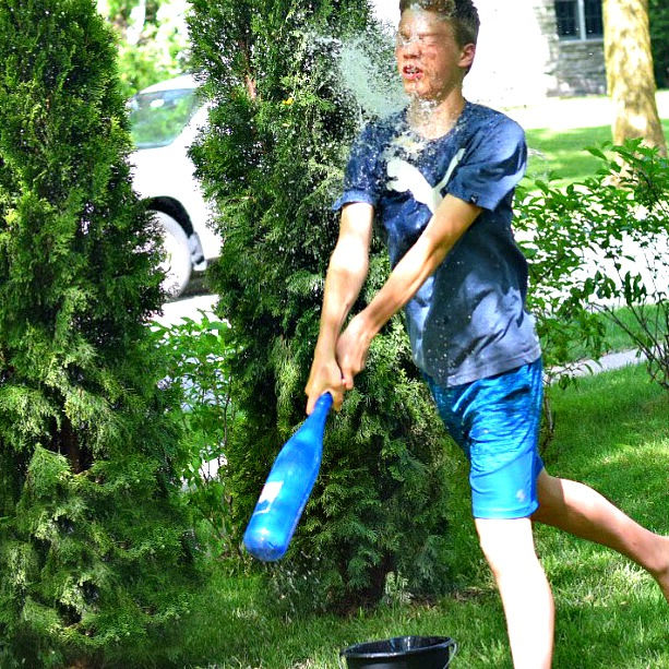 Bucket Guard Water Balloon Game