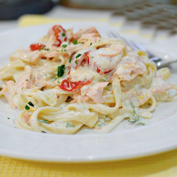 creamy salmon pasta