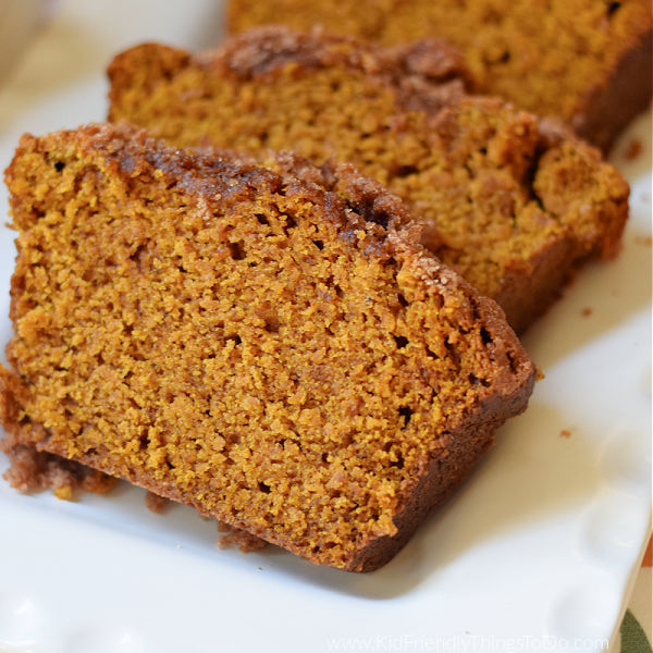 pumpkin bread with a streusel topping