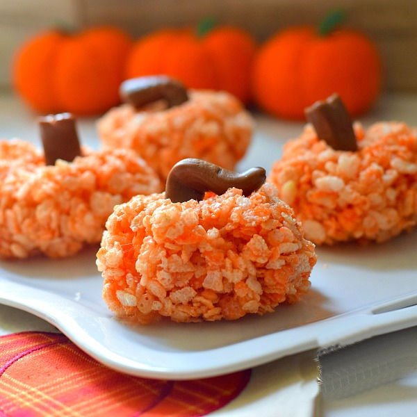 Making Rice Krispies Treats Pumpkins