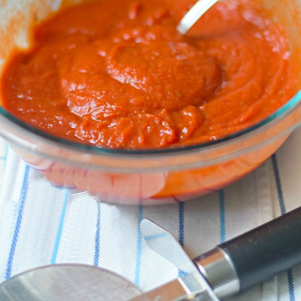 No-Cook Pizza Sauce Recipe