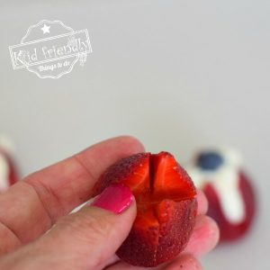 How to make delicious Strawberry Cheesecake Bites