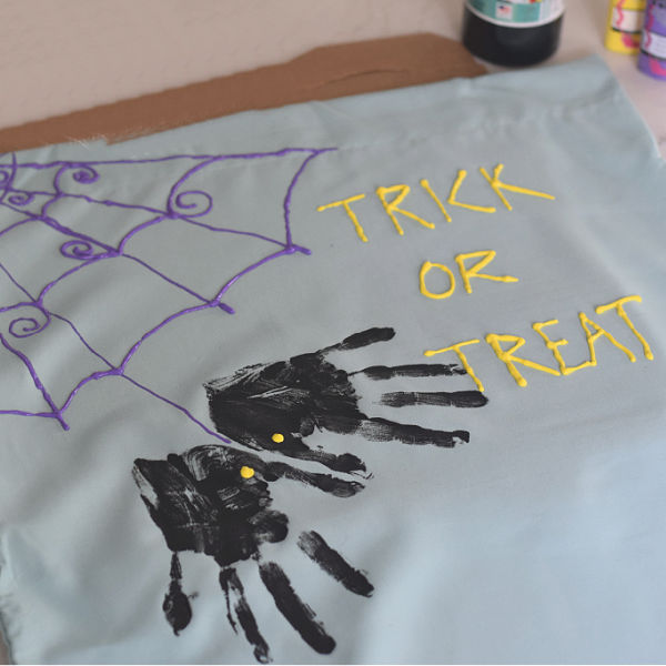 DIY trick-or-treat pillowcase bag