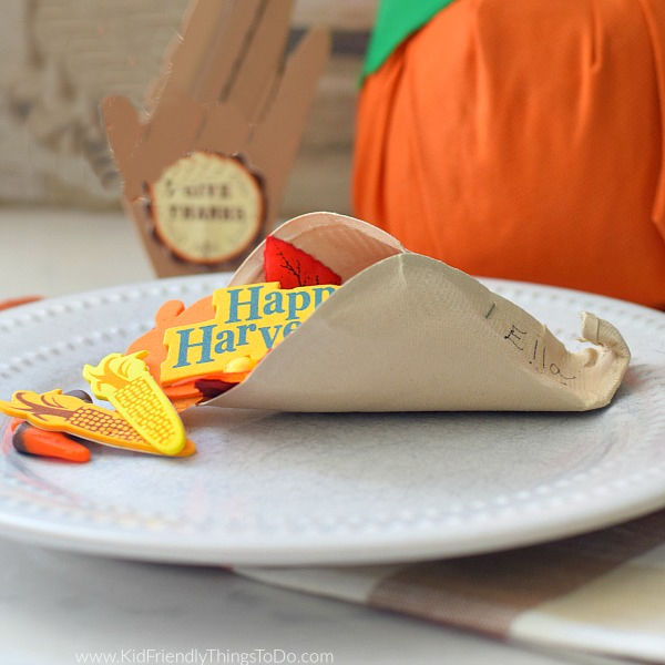 paper plate cornucopia craft