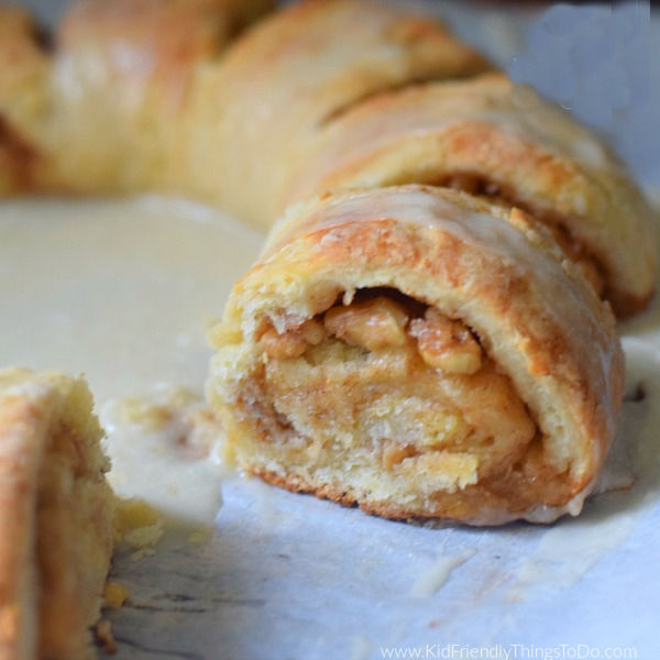 coffee cake breakfast ring