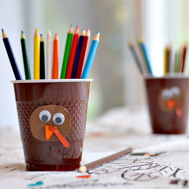 DIY Turkey Coloring Cups