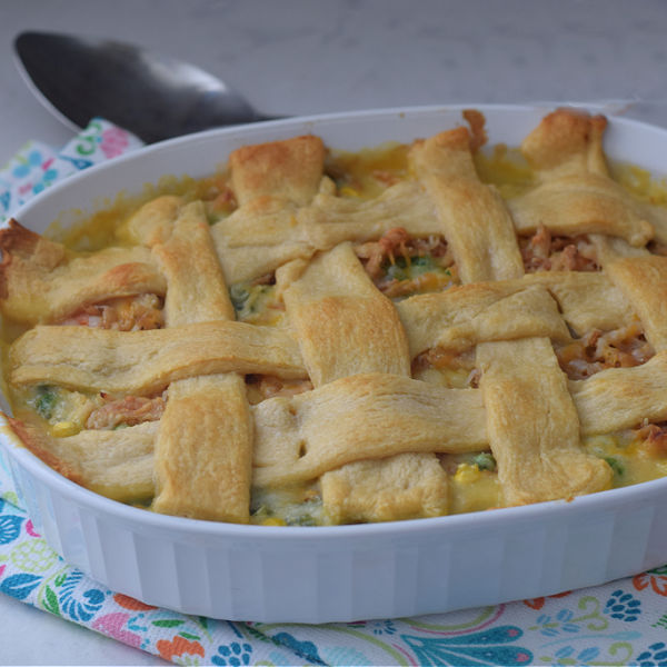 chicken pot pie with crescent roll crust