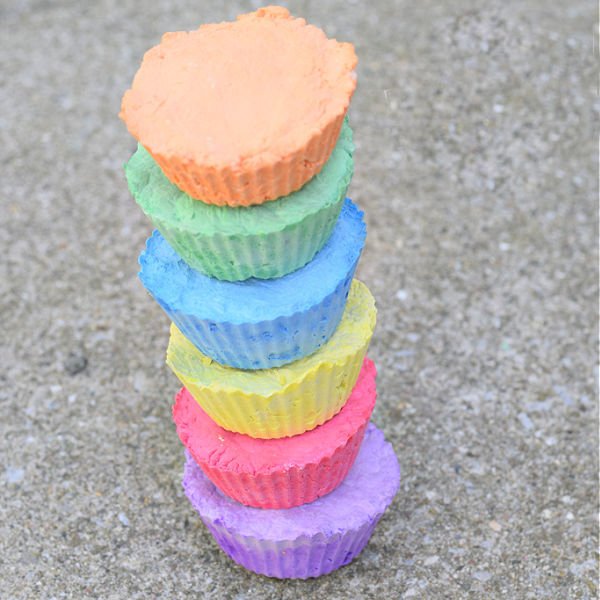 summer sidewalk chalk recipe