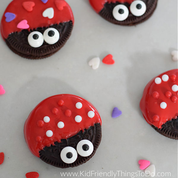 Valentine Love Bug Oreo Cookies