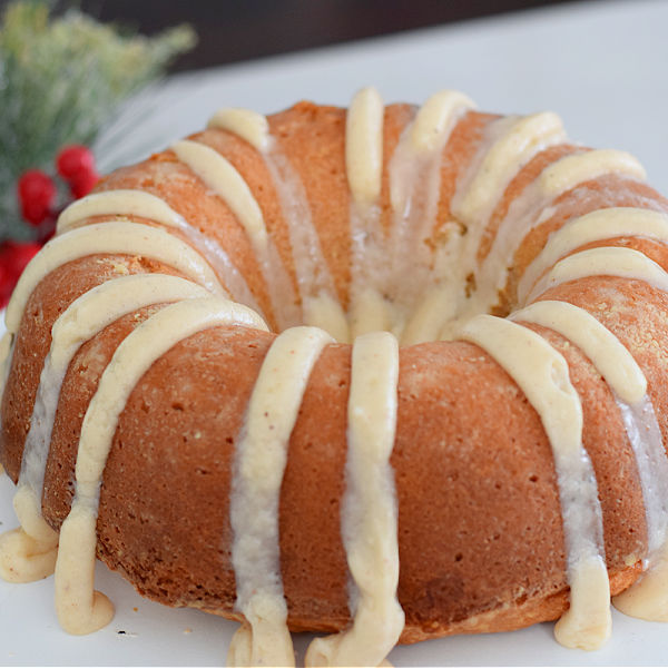 Eggnog Cake