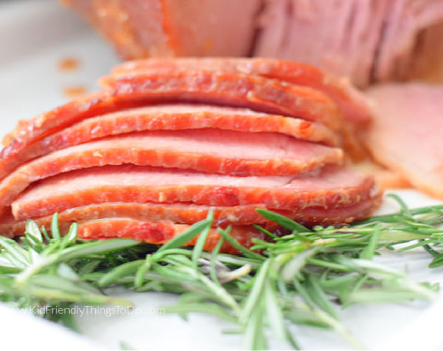 Baked Ham with Brown Sugar Glaze