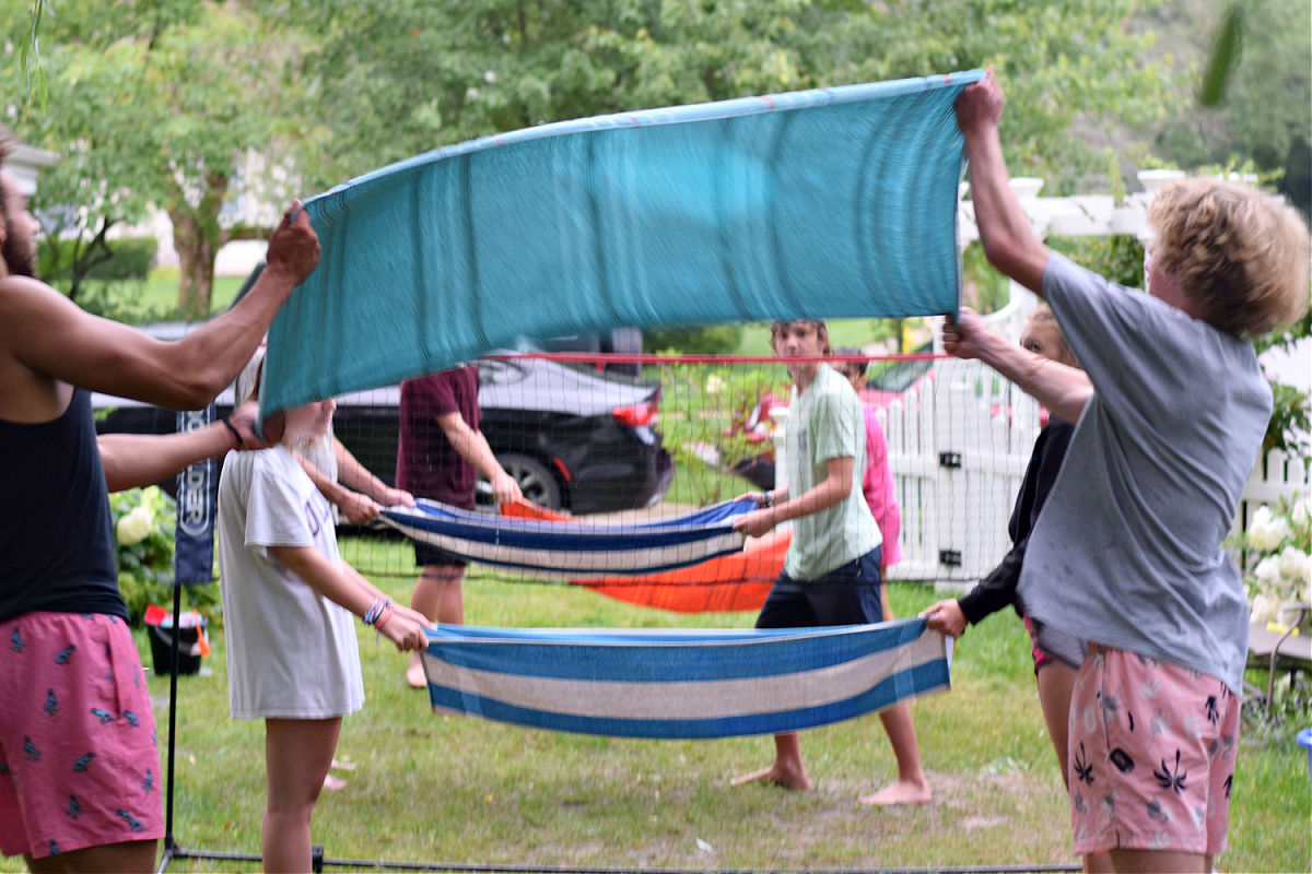 water balloon volleyball game 