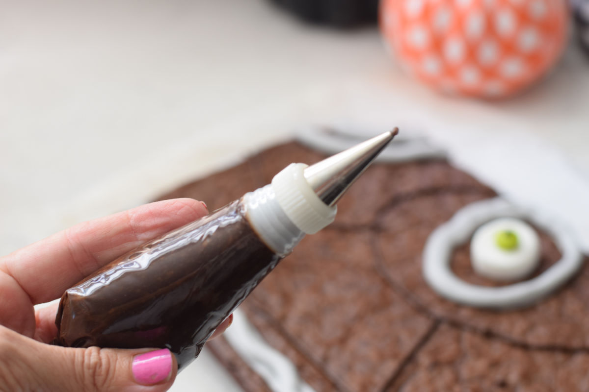 making Hocus Pocus brownies