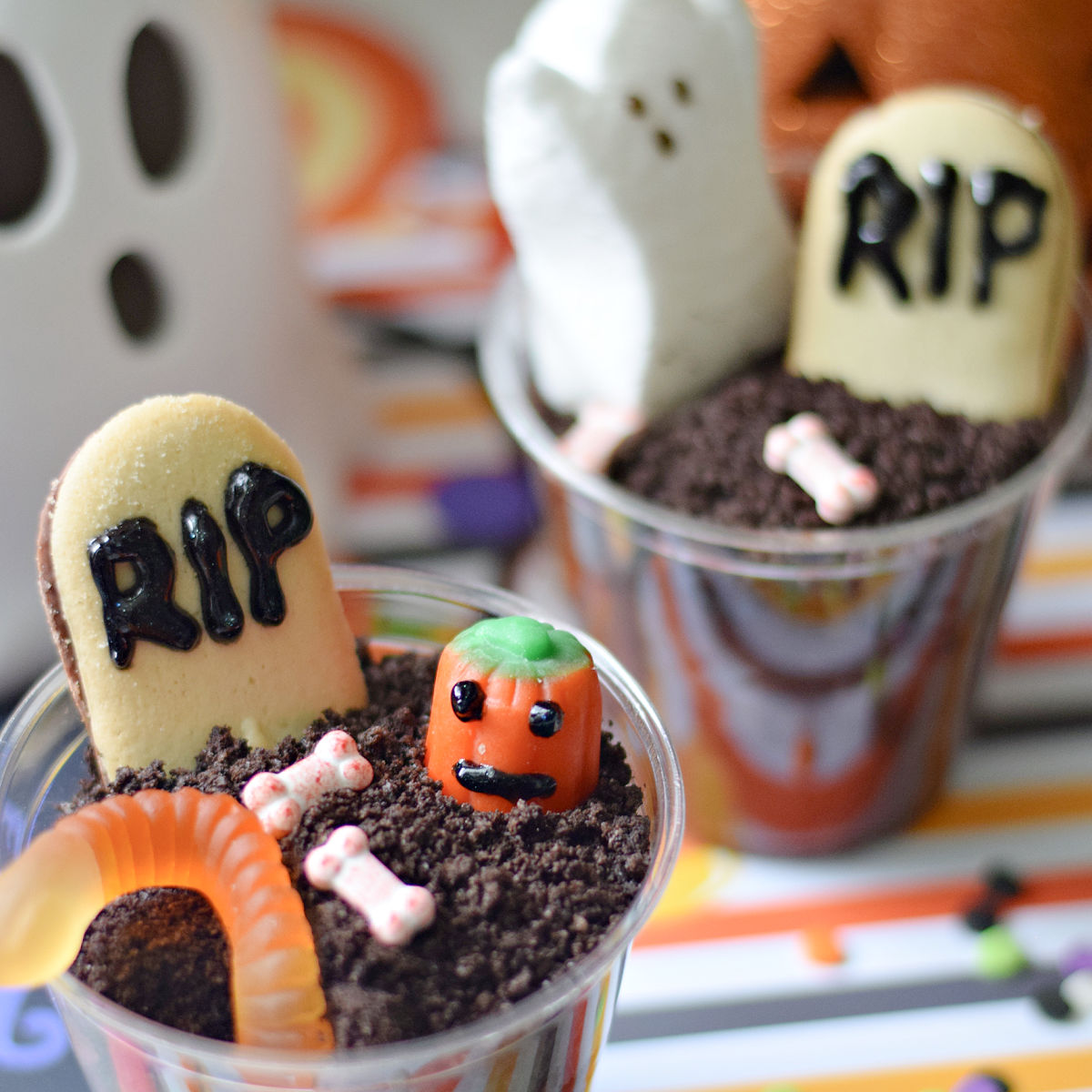 Halloween dirt cups