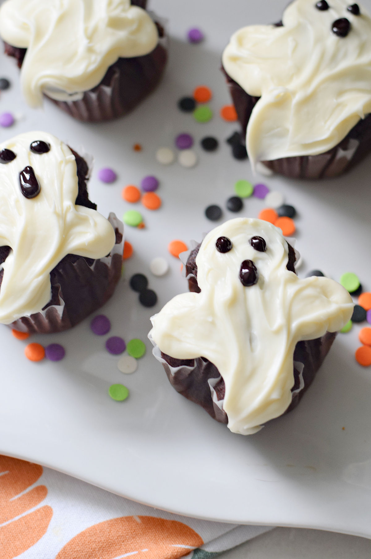 ghost cupcakes 