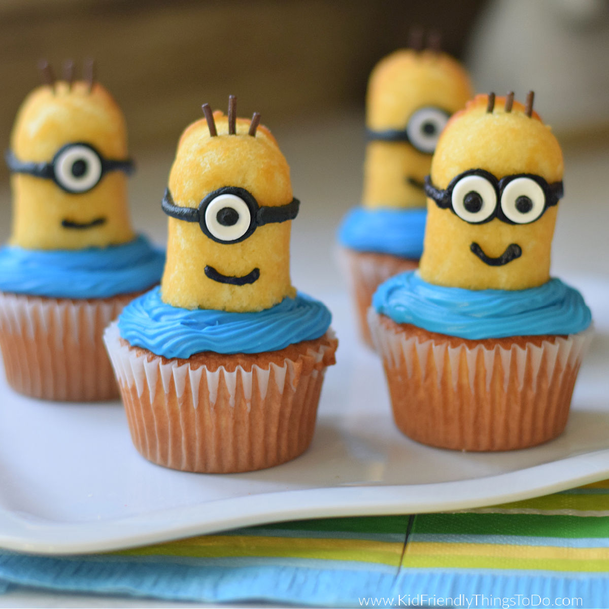 Twinkie Minion Cupcakes