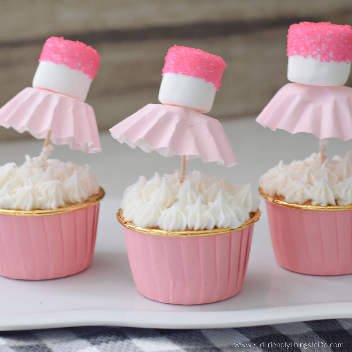 ballerina cupcakes