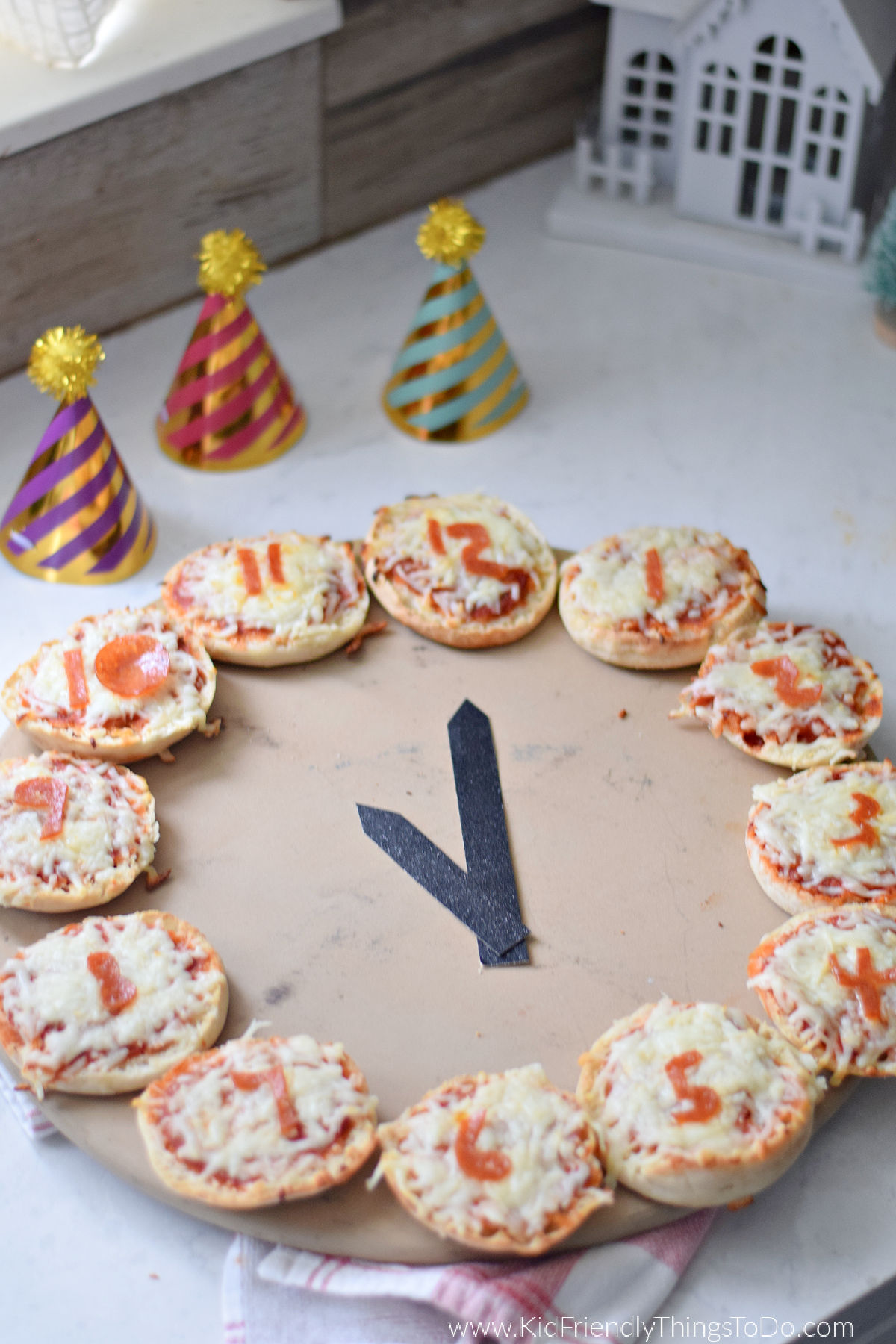 english muffin pizza clock